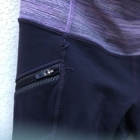 Lulu lemon workout tights with zipper pockets - Picture 2 of 4